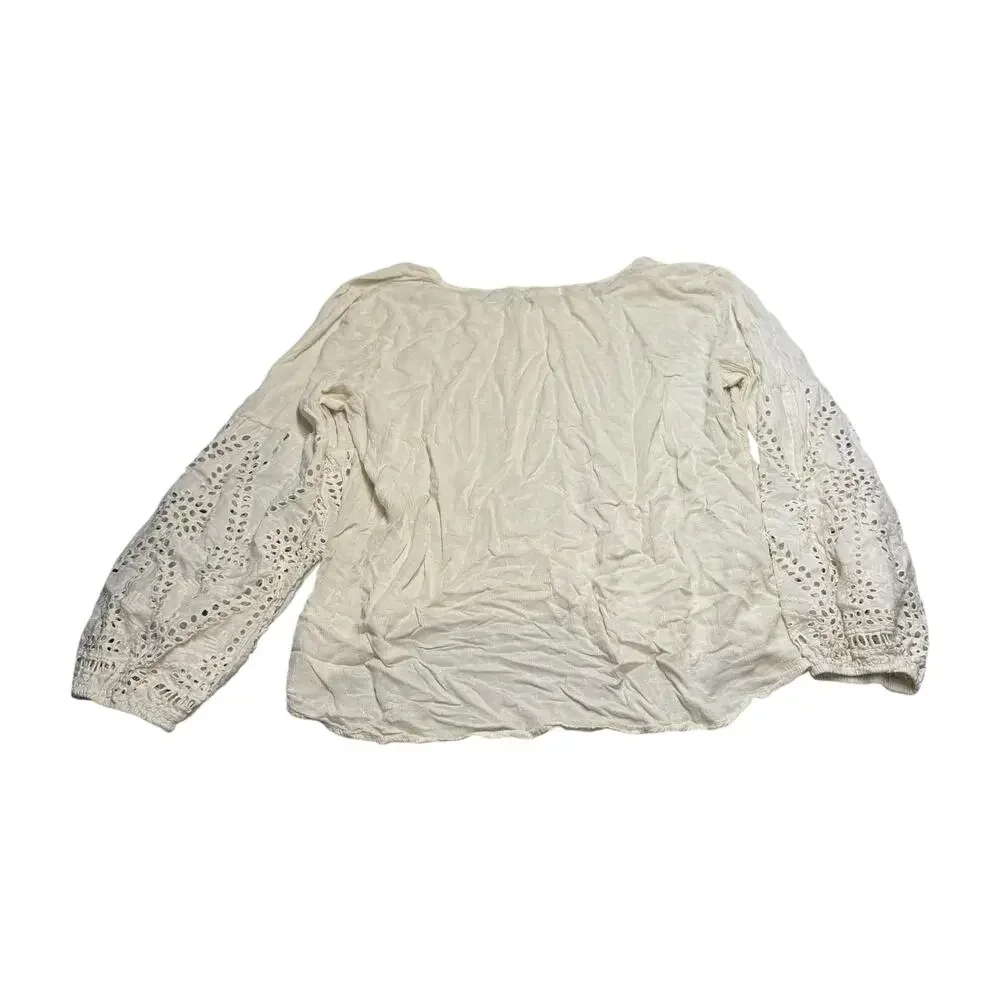 Maurices XXL Cream Eyelet Lace Sleeve Boho Blouse - Picture 4 of 6